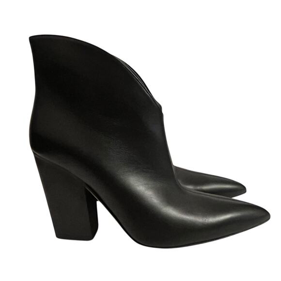 MAGDA BUTRYM Pointed-Toe Leather Ankle Boot •38/7• Black BELGIUM LEATHER Italy - Picture 1 of 9